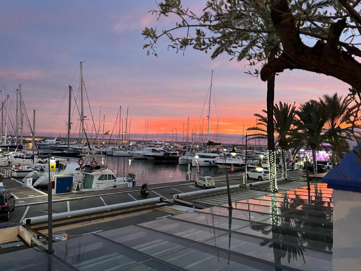 On The Beach - Penthouse On The Mediterranean Estepona Exterior foto